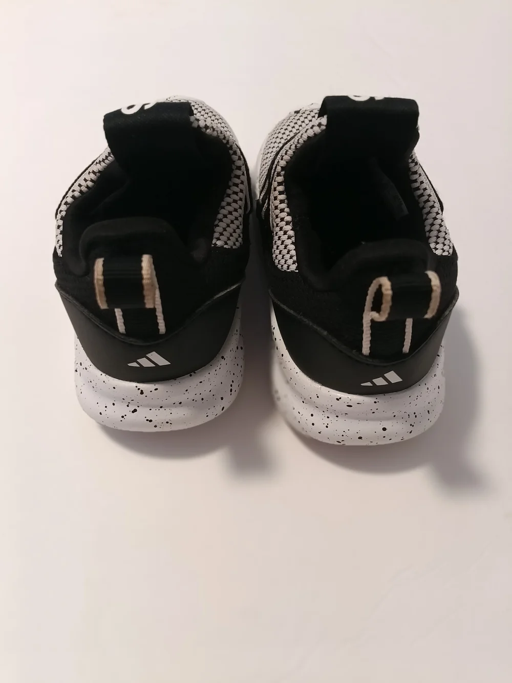 Adidas Kids Easy Slip-On Athletic Shoes Black White Speckled Size US 7.